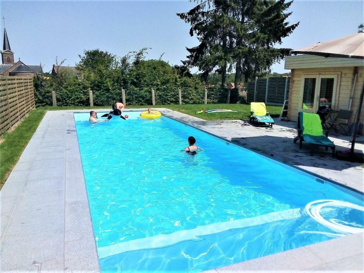 B&B 'T Maanhof Gingelom ภายนอก รูปภาพ